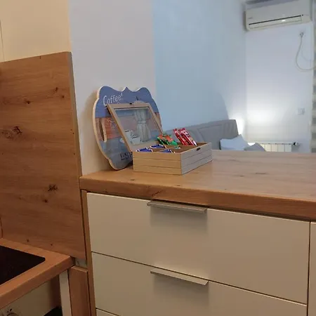 Lored Apartment